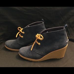 Sperry Harlow Suede Wedge Ankle Boots - Size 8